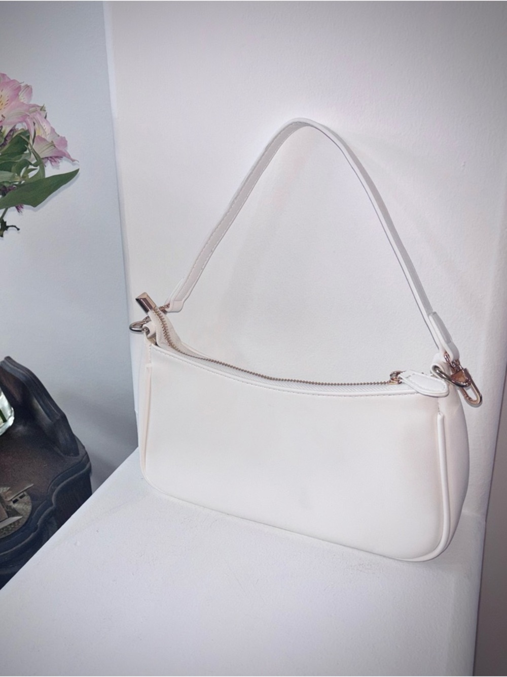 2 Shoulder Straps! ✨ Gold Chain 🤍 White Vegan Leather Crossbody to Shoulder Bag